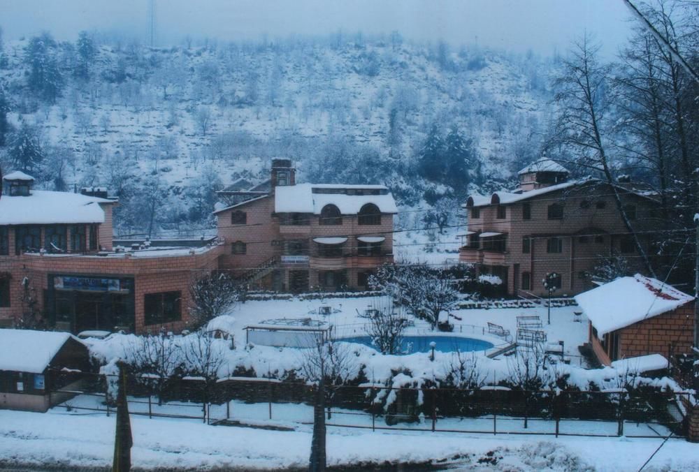 Hilltone Resorts & Spa Manāli Exteriér fotografie